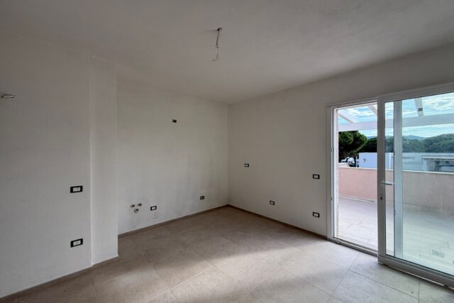 Immagine Photogallery WhatsApp-Image-2025-10-24-at-12.48.38-7-aspect-ratio-1920-1280