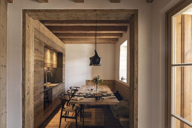 Immagine Photogallery chalet-di-montagna-zona-pranzo-aspect-ratio-1920-1280